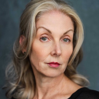 Suzanna  Hughes 