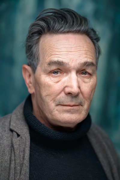 David K Whiting